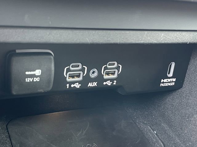 Used 2024 Jeep Grand Wagoneer L Series III image 19