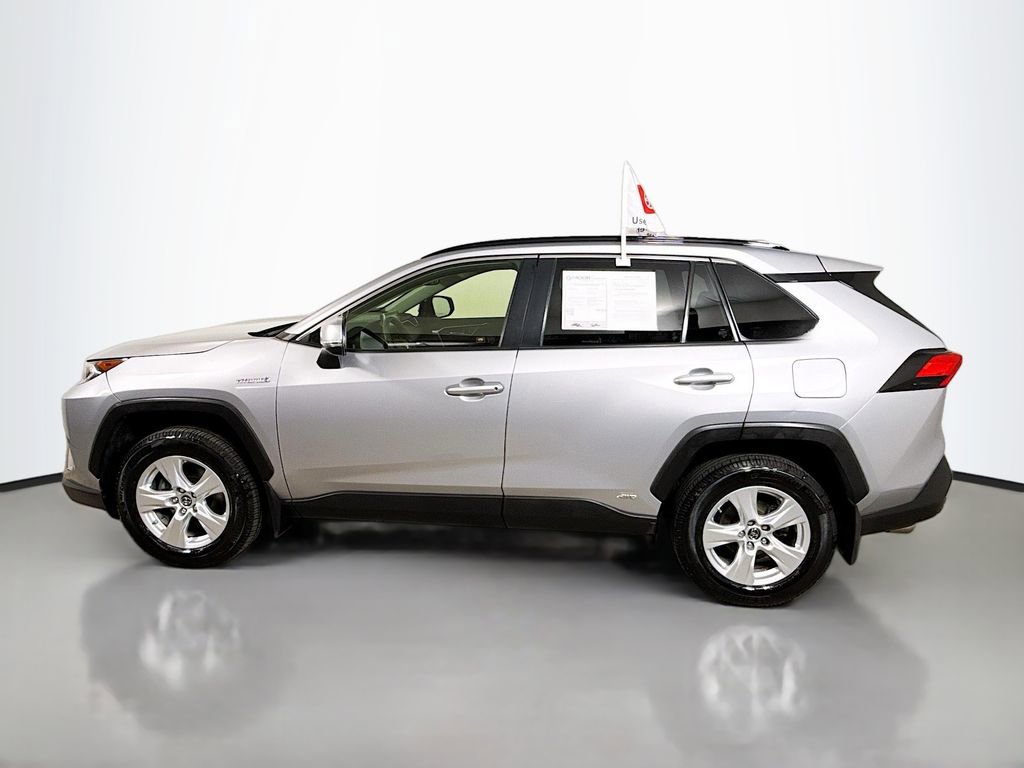 Certified 2019 Toyota RAV4 XLE image 4
