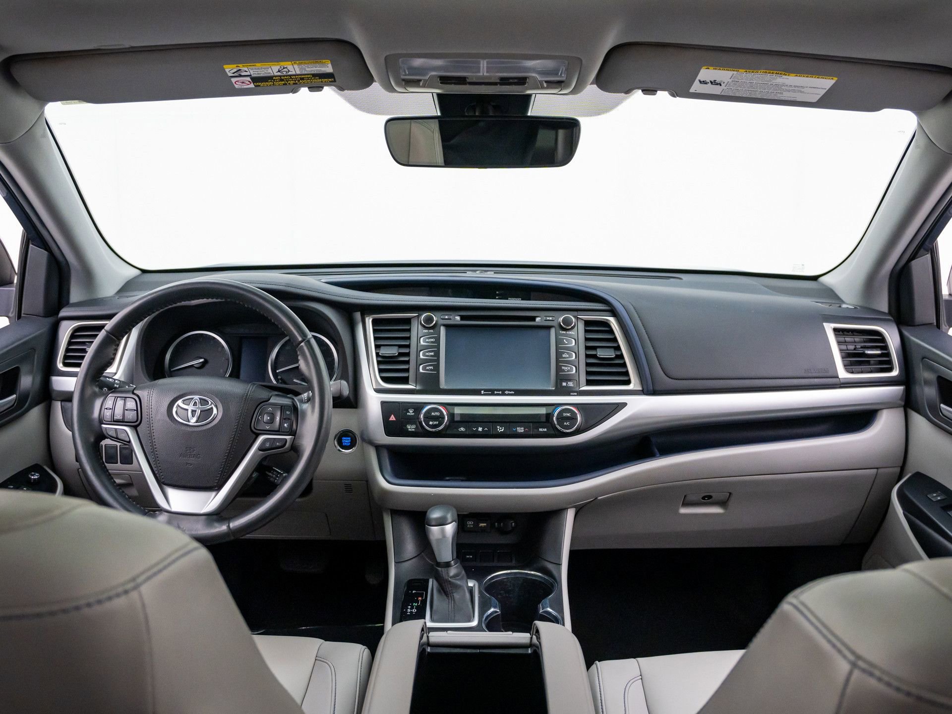 Used 2019 Toyota Highlander XLE image 9