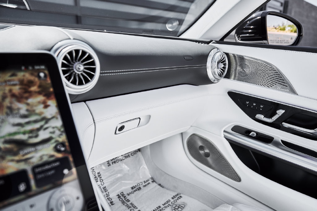 Used 2026 Mercedes-Benz Maybach SL 680 image 76