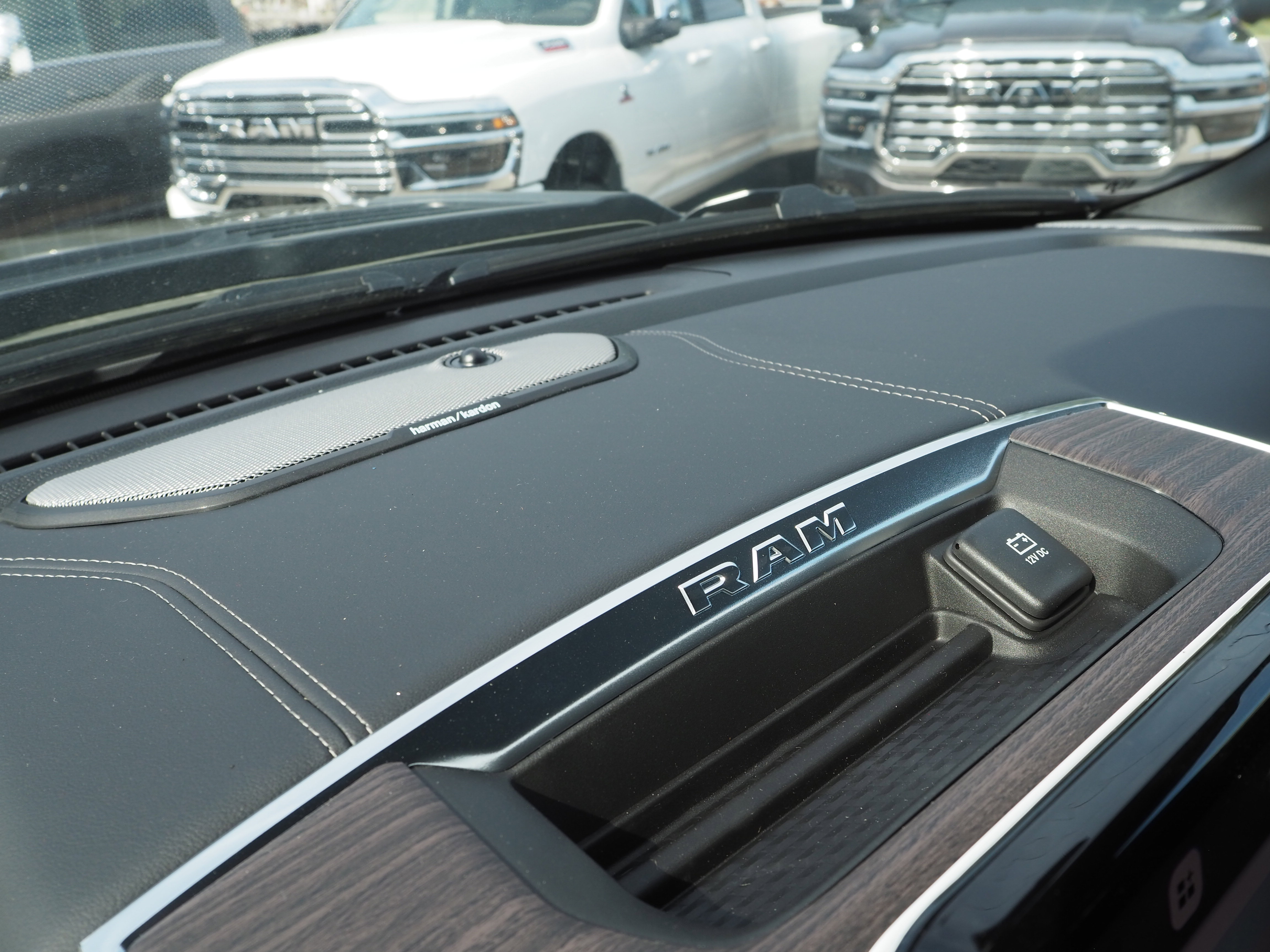 New 2026 RAM 1500 Laramie w/ Night Edition image 27