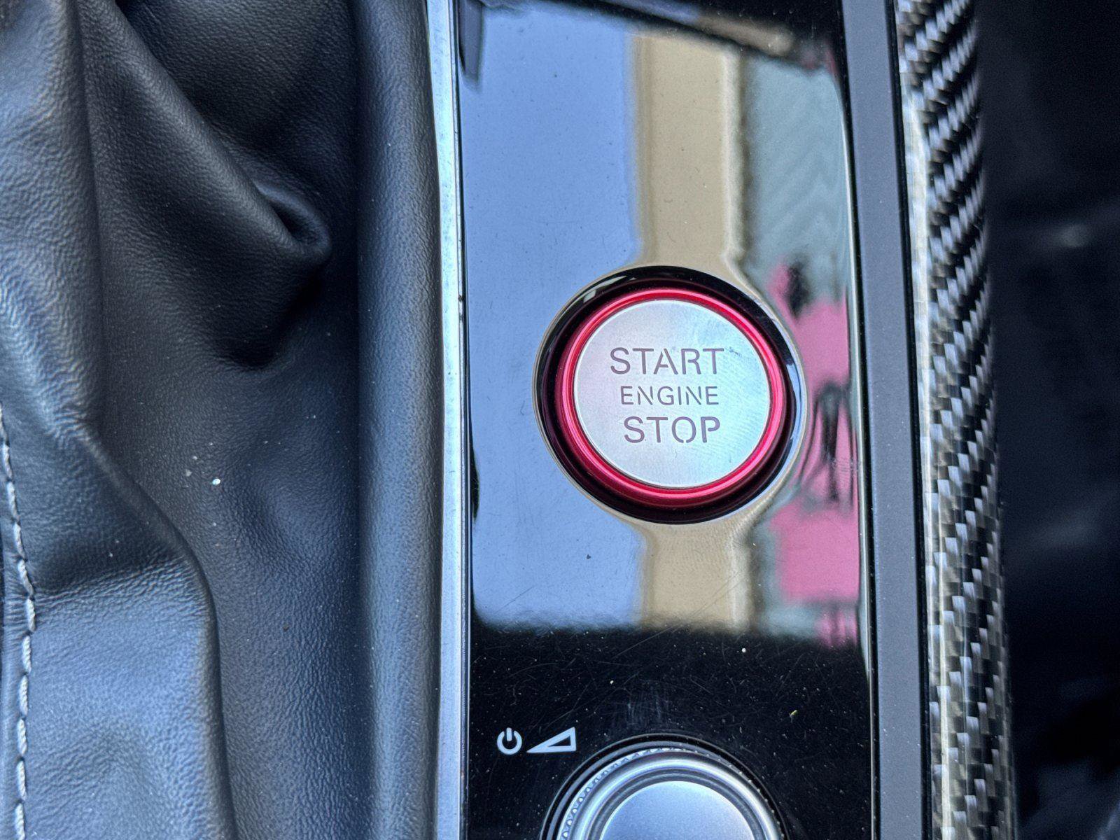 Used 2016 Audi RS 7 Prestige w/ RS 7 Dynamic Package image 21