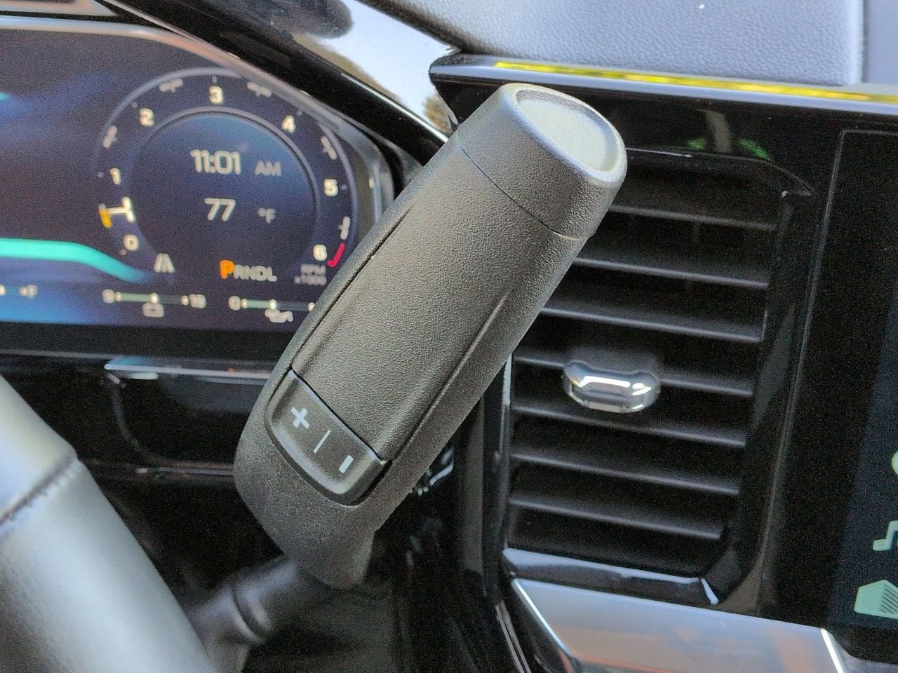 Certified 2026 Chevrolet Silverado 1500 LT RWD image 15