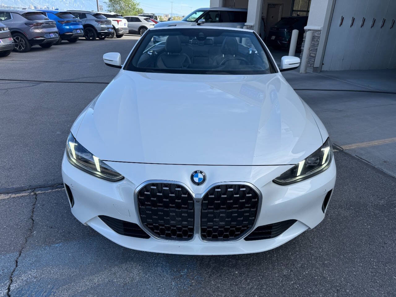 Used 2025 BMW 430i Convertible w/ Premium Package RWD image 9