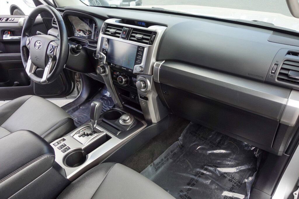 Certified 2024 Toyota 4Runner SR5 Premium image 15