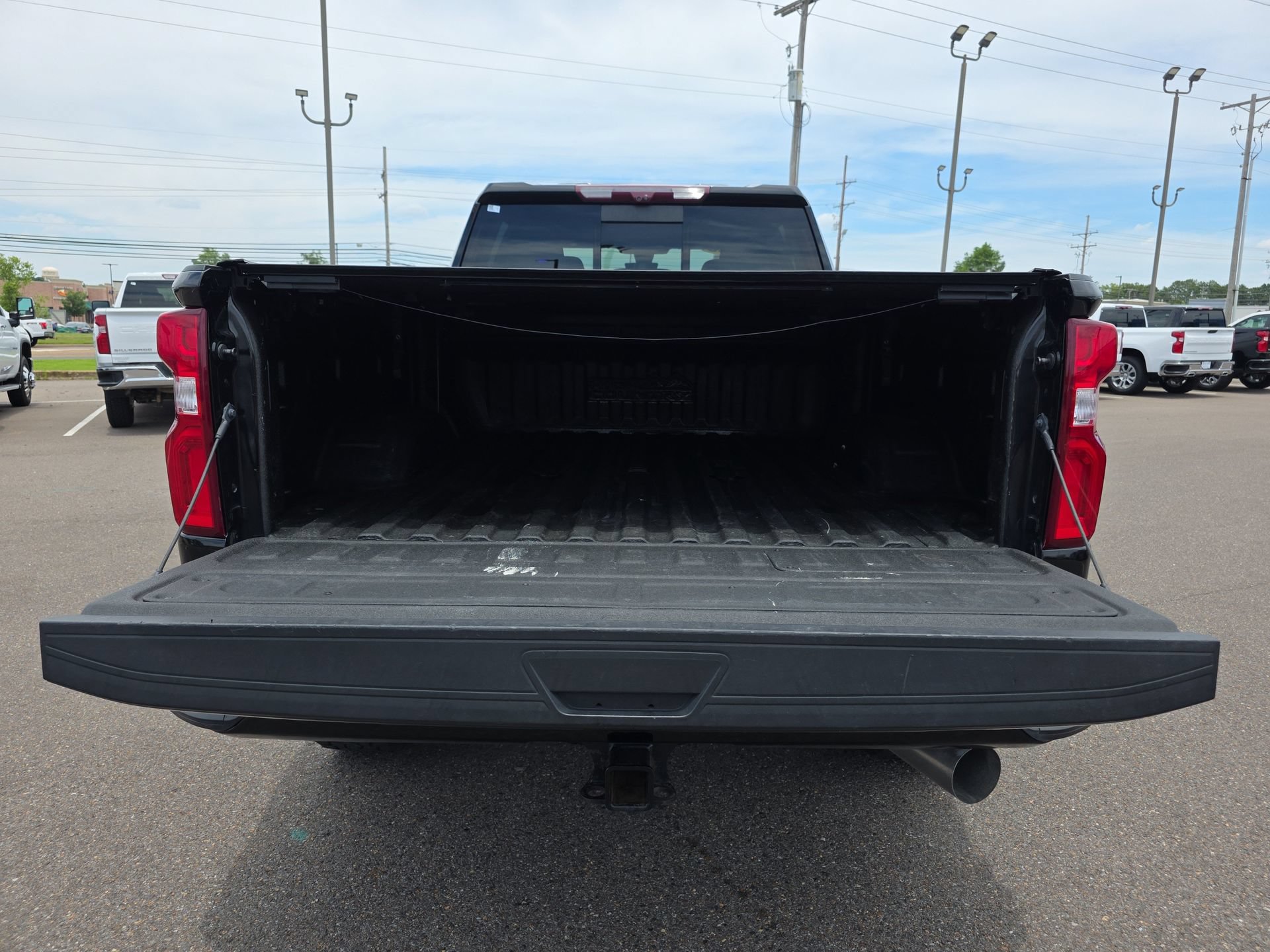 Used 2020 Chevrolet Silverado 2500 High Country w/ Z71 Off-Road Package AWD/4WD image 13