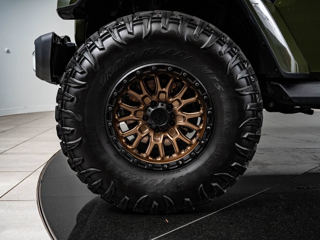 Used 2021 Jeep Wrangler Unlimited Sahara AWD/4WD image 13