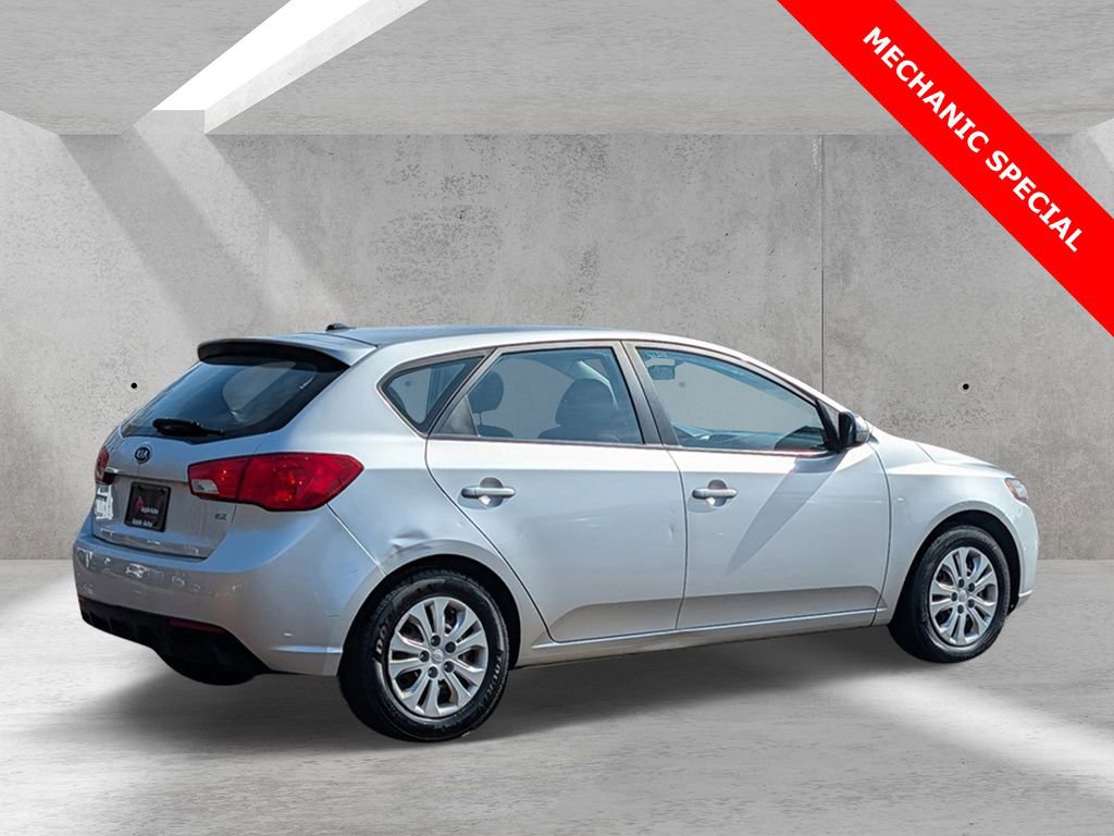 Used 2012 Kia Forte EX image 4