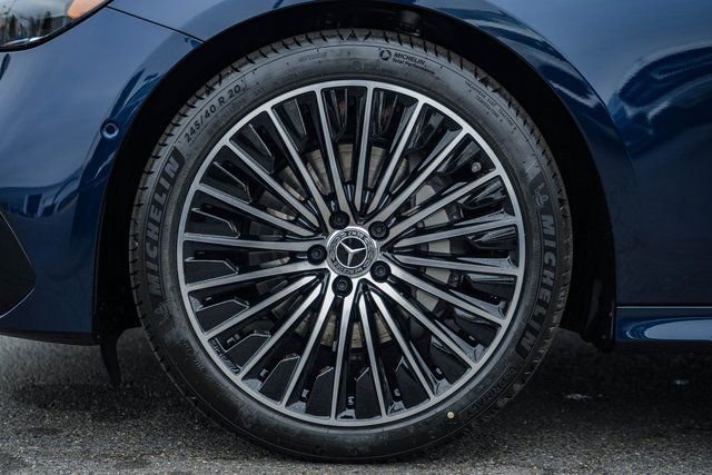 New 2026 Mercedes-Benz E 350 4MATIC Sedan image 17