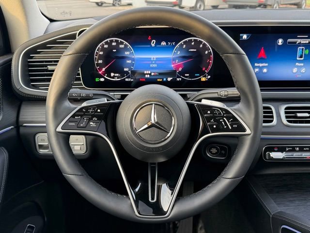 Used 2026 Mercedes-Benz GLS 450 4MATIC image 12