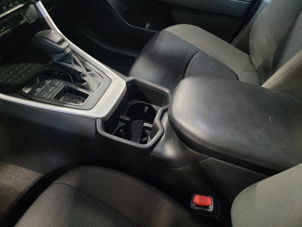 Used 2022 Toyota RAV4 LE FWD image 26