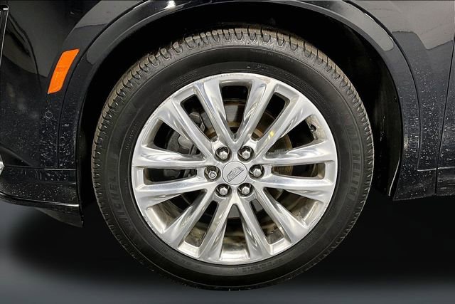 Used 2020 Cadillac XT6 Premium Luxury image 32