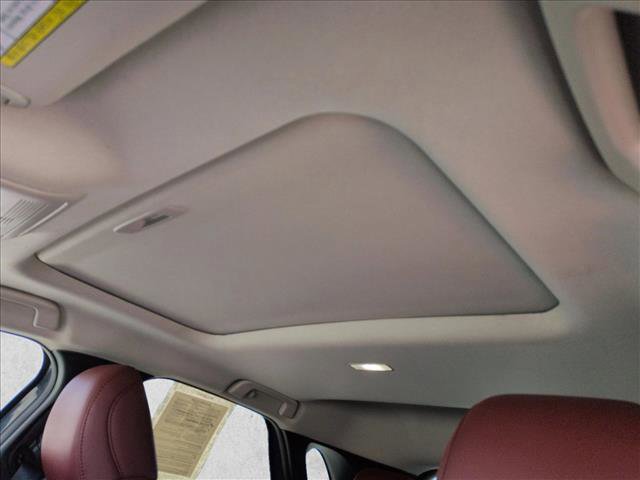 Used 2025 MAZDA CX-30 AWD 2.5 S w/ Preferred Package image 15