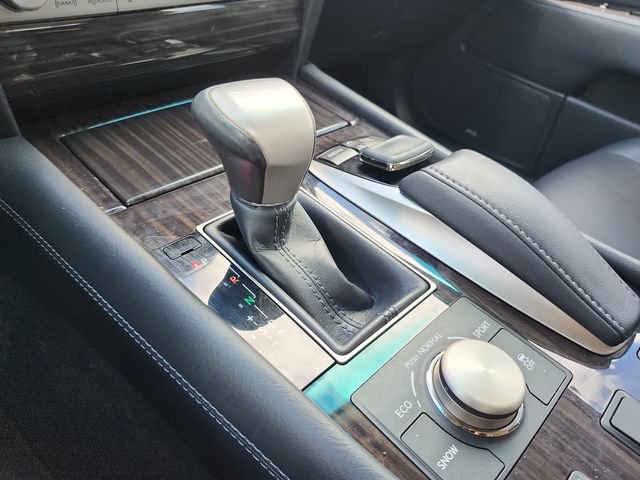Used 2015 Lexus LS 460 w/ Comfort Package RWD image 24