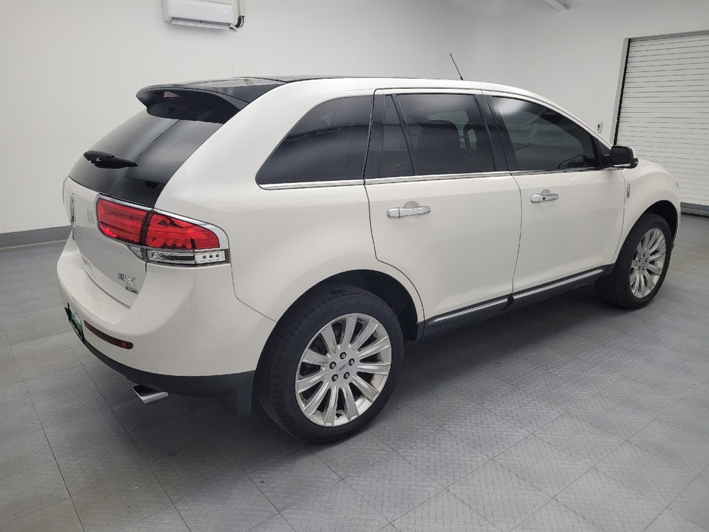 Used 2013 Lincoln MKX AWD image 10