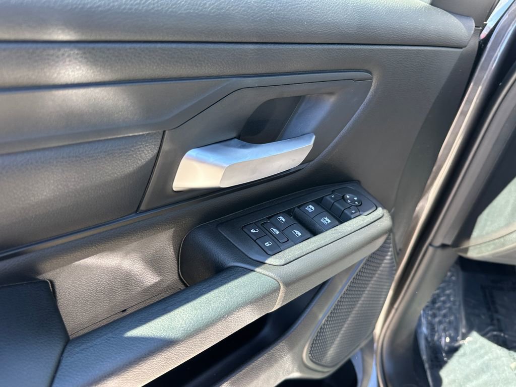 New 2026 RAM 1500 Express image 23