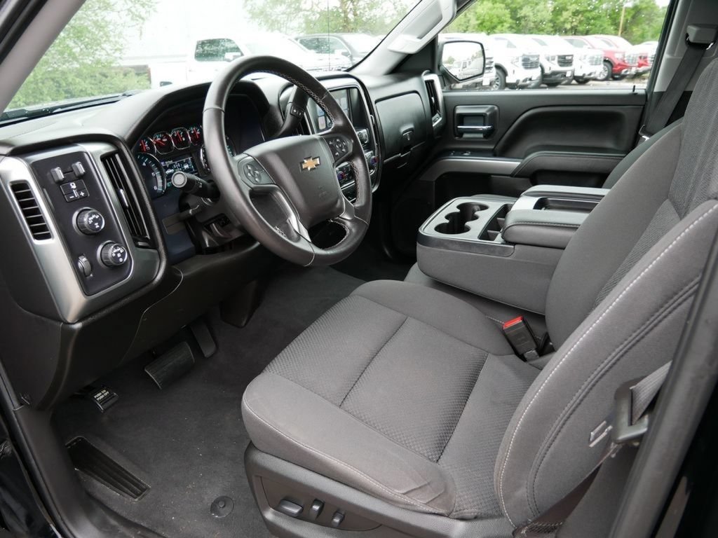 Used 2018 Chevrolet Silverado 1500 LT w/ All Star Edition AWD/4WD image 15