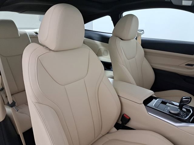 Used 2021 BMW 430i Coupe w/ Convenience Package image 12