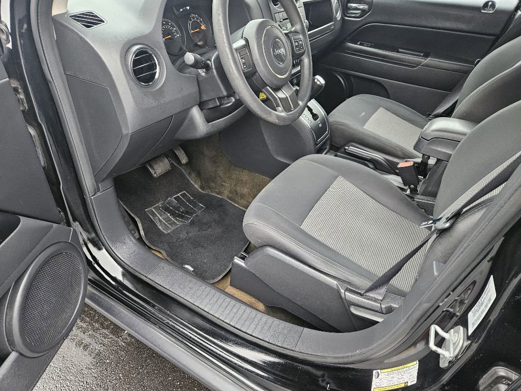 Used 2016 Jeep Patriot Sport w/ Power Value Group image 11