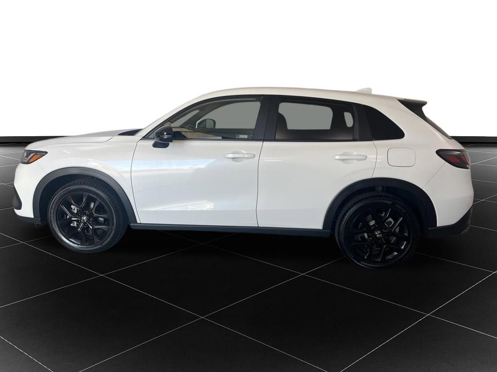 Used 2024 Honda HR-V Sport image 2