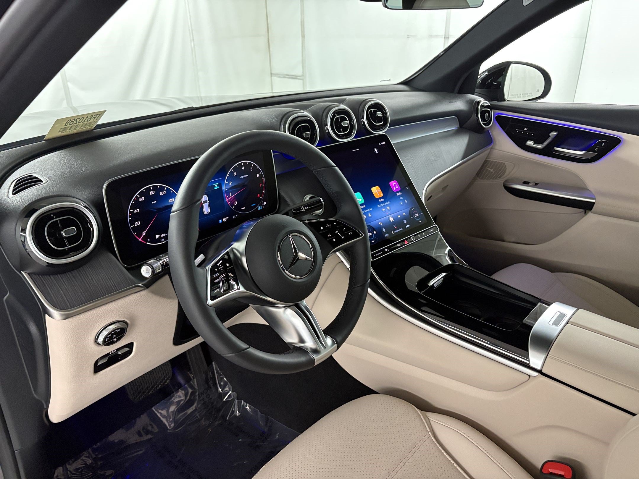 Certified 2026 Mercedes-Benz GLC 300 image 4