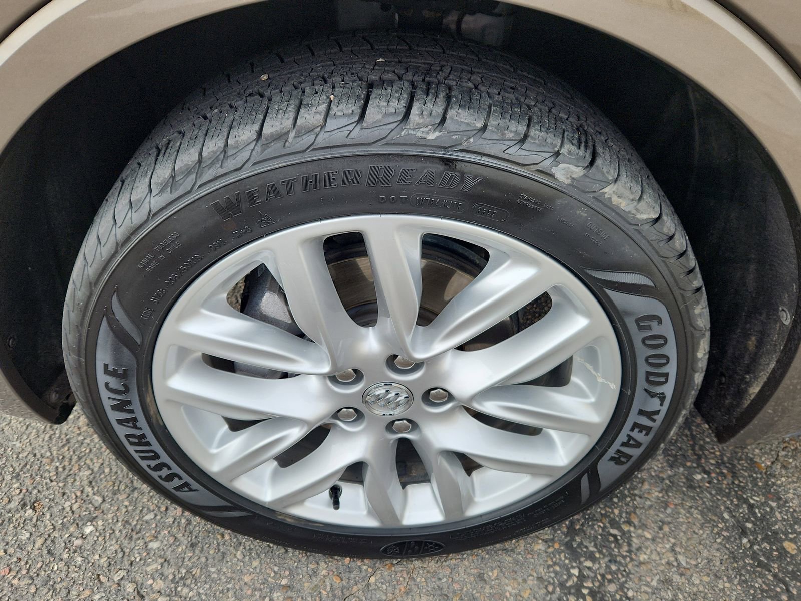 Used 2019 Buick Envision Premium w/ Driver Confidence Package image 17