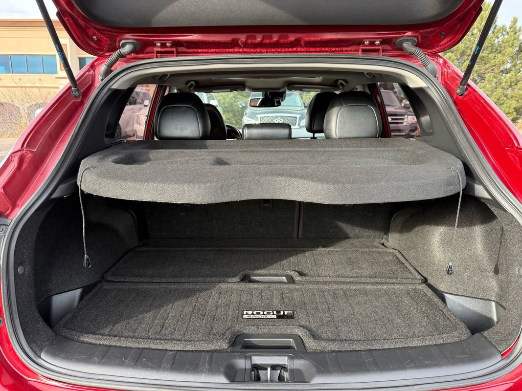 Used 2021 Nissan Rogue Sport SL w/ Premium Package image 20