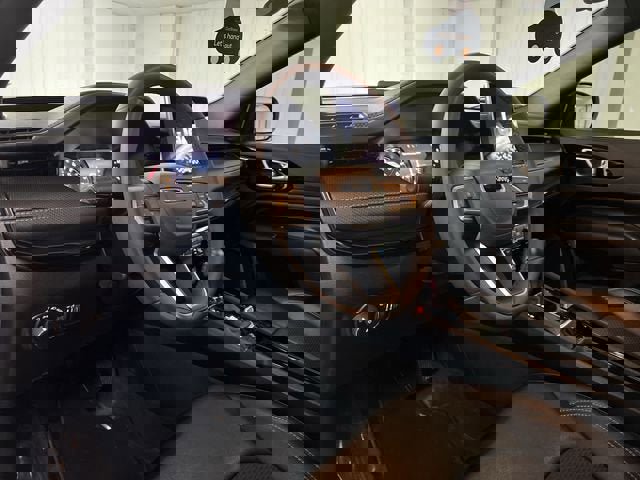 Used 2024 Jeep Compass Latitude w/ Altitude Special Edition image 10