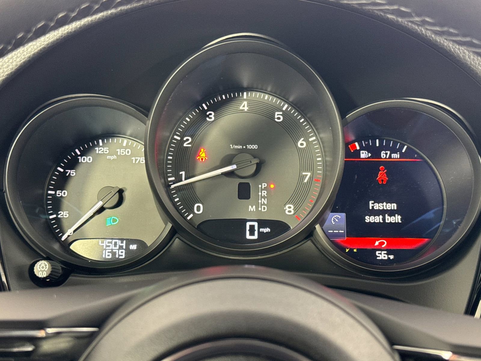 Certified 2025 Porsche Macan image 31