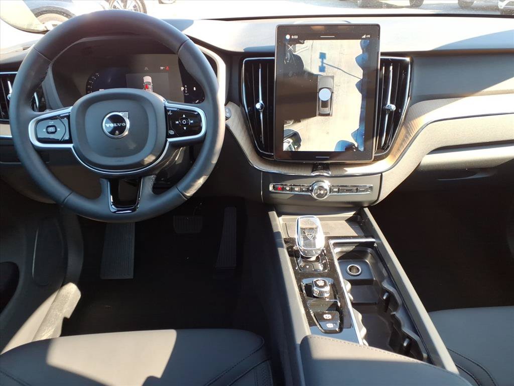 New 2026 Volvo XC60 B5 Plus w/ Protection Package Premier AWD/4WD image 9