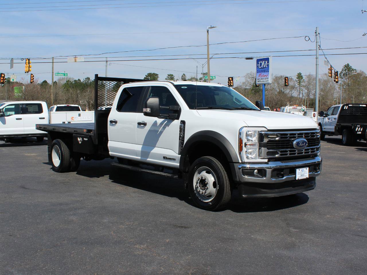 Used 2024 Ford F550 4x4 Crew Cab Super Duty image 8