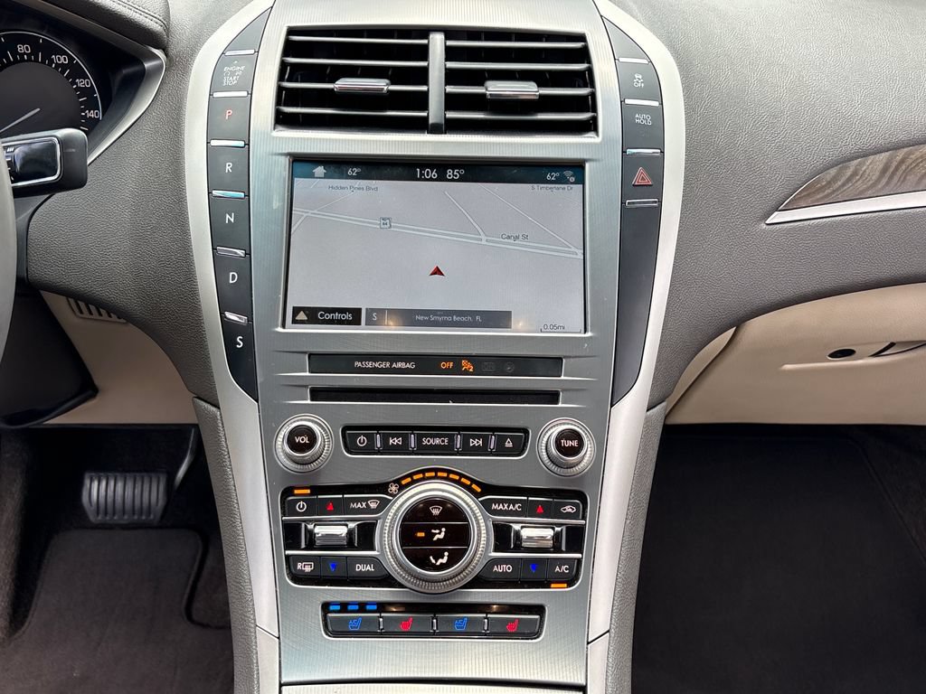 Used 2017 Lincoln MKZ Reserve FWD image 24