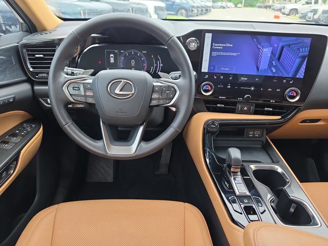 Used 2024 Lexus NX 250 FWD w/ Cold Area Package image 10