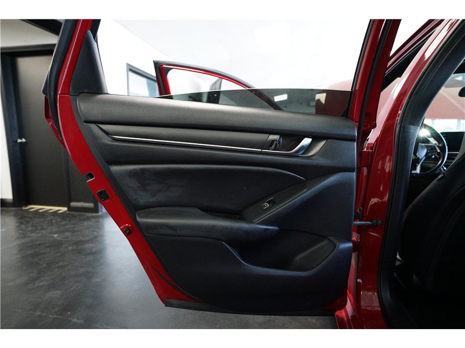 Used 2021 Honda Accord Sport image 14