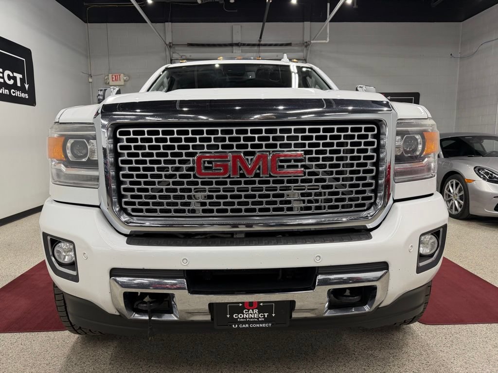Used 2016 GMC Sierra 3500 Denali w/ Duramax Plus Package AWD/4WD image 7