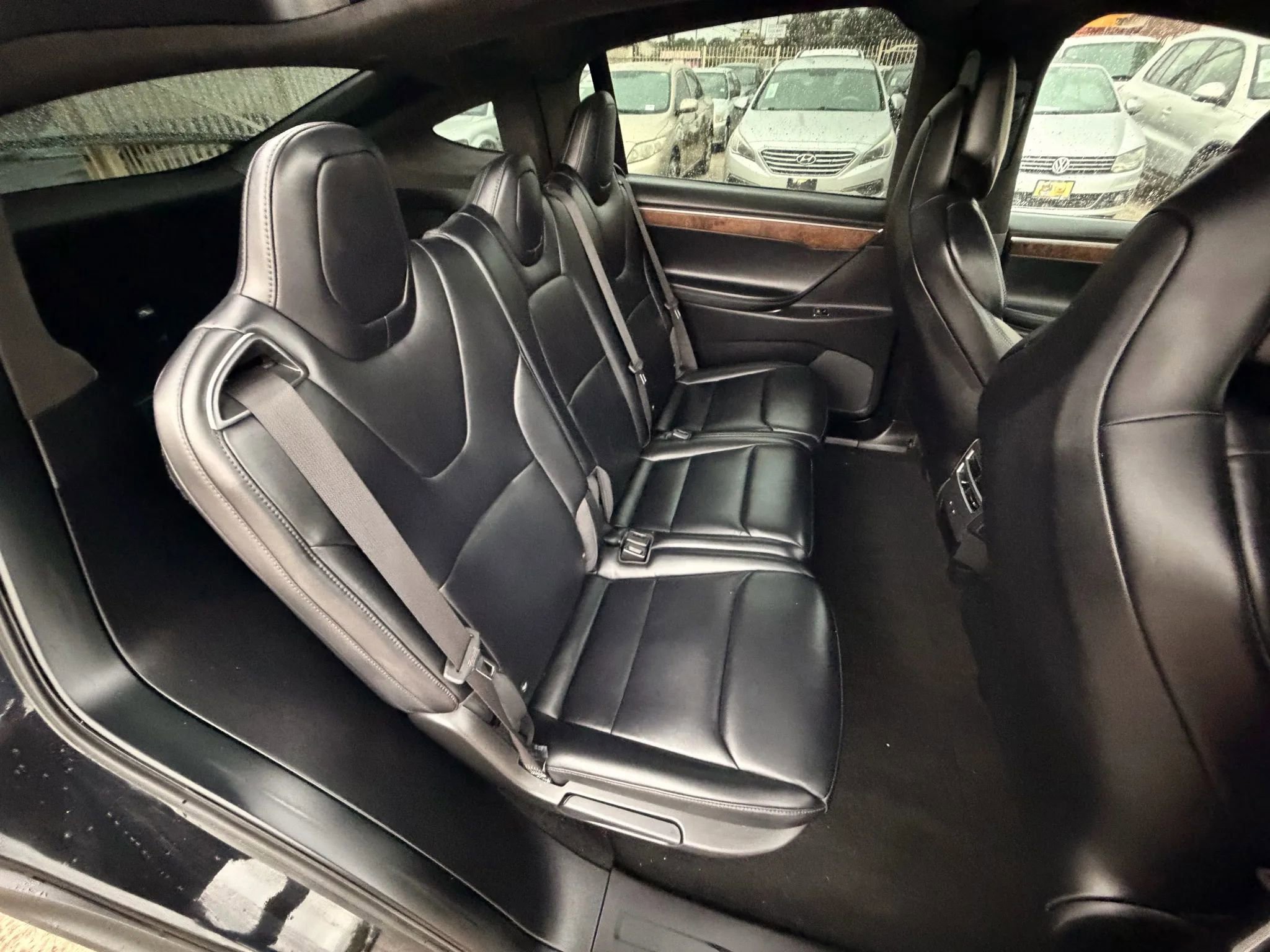 Used 2017 Tesla Model X 100D image 28