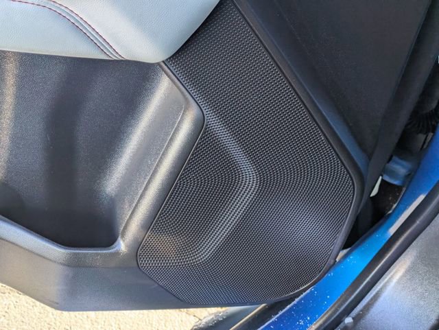 Used 2023 GMC Canyon AT4X image 13