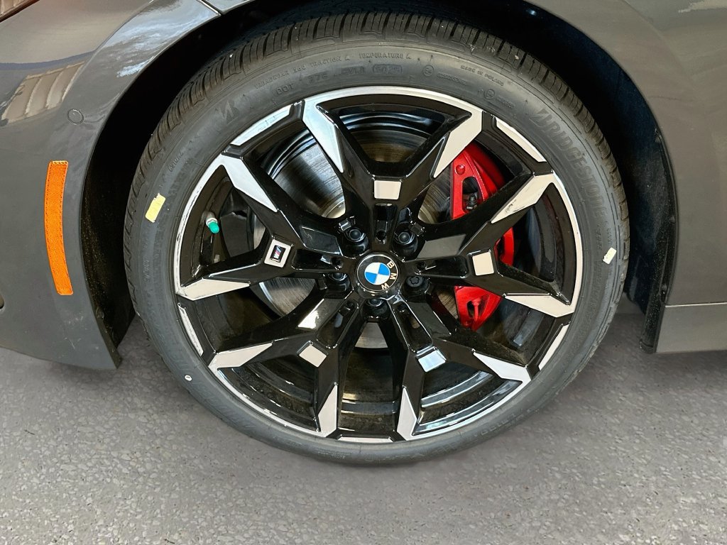 New 2026 BMW 330i xDrive Sedan w/ M Sport Package AWD/4WD image 33