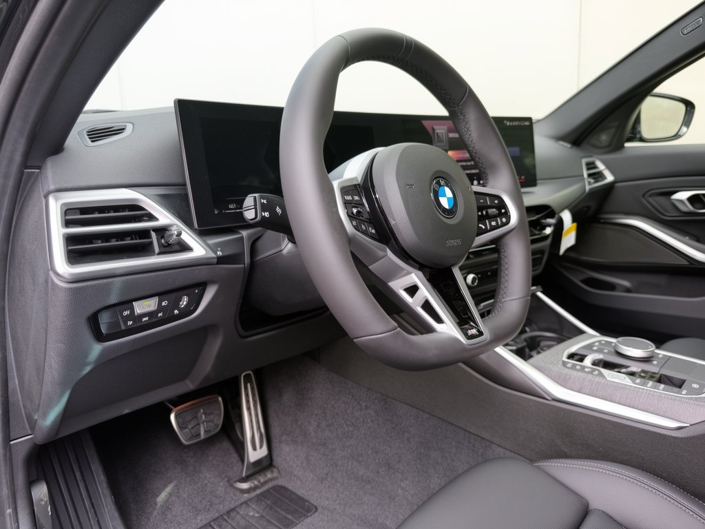 New 2026 BMW 330i xDrive Sedan w/ M Sport Package AWD/4WD image 4