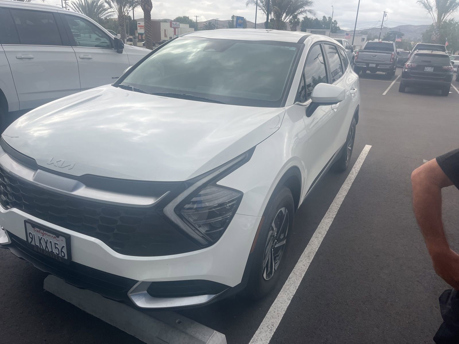 Used 2024 Kia Sportage LX AWD/4WD image 3