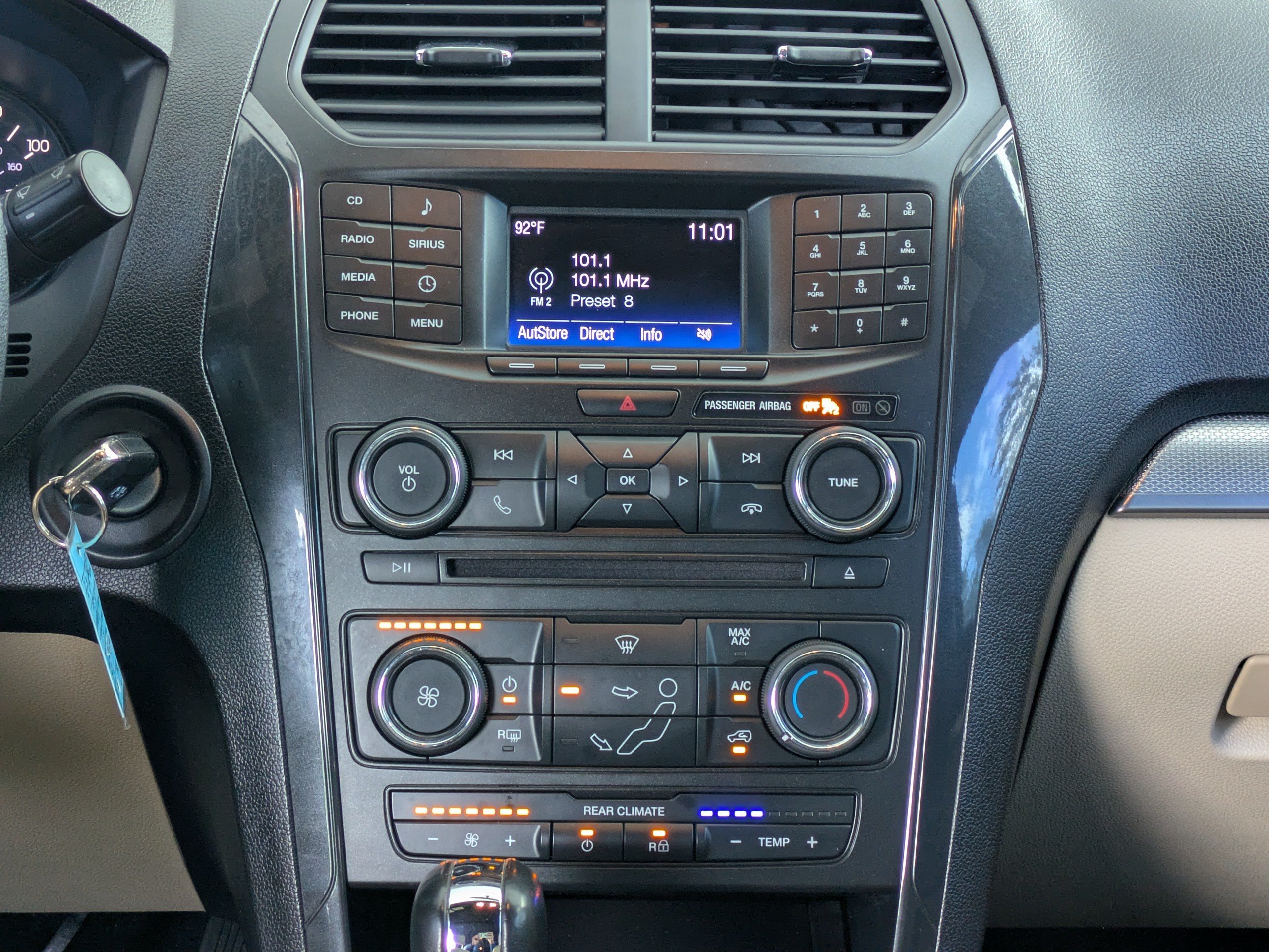 Used 2016 Ford Explorer FWD image 18