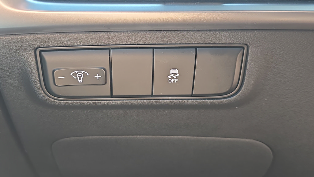 Used 2025 Hyundai Tucson SE FWD image 25
