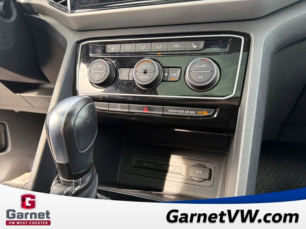 Certified 2023 Volkswagen Atlas Cross Sport SE w/ Panoramic Sunroof Package image 34