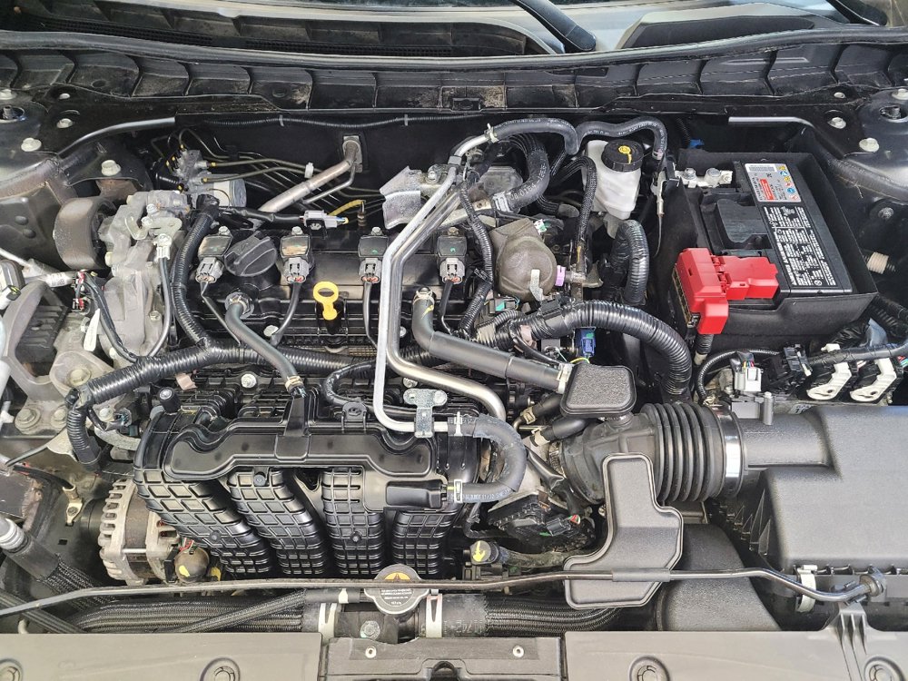 Used 2024 Nissan Altima 2.5 SV image 30