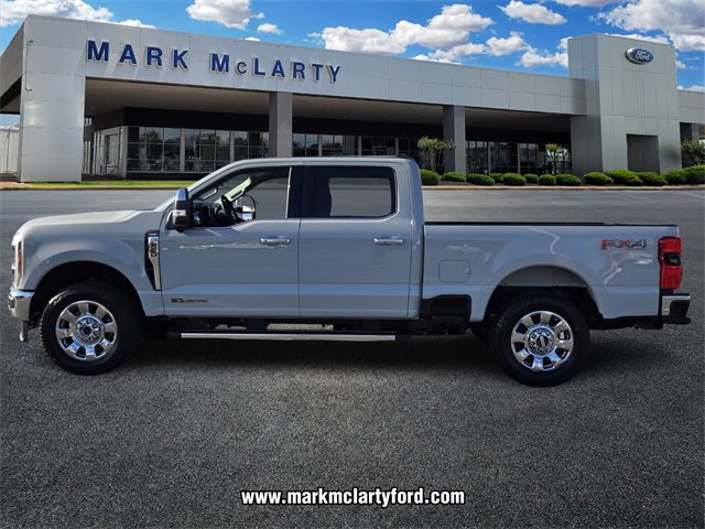 New 2026 Ford F250 Lariat w/ Chrome Package image 4