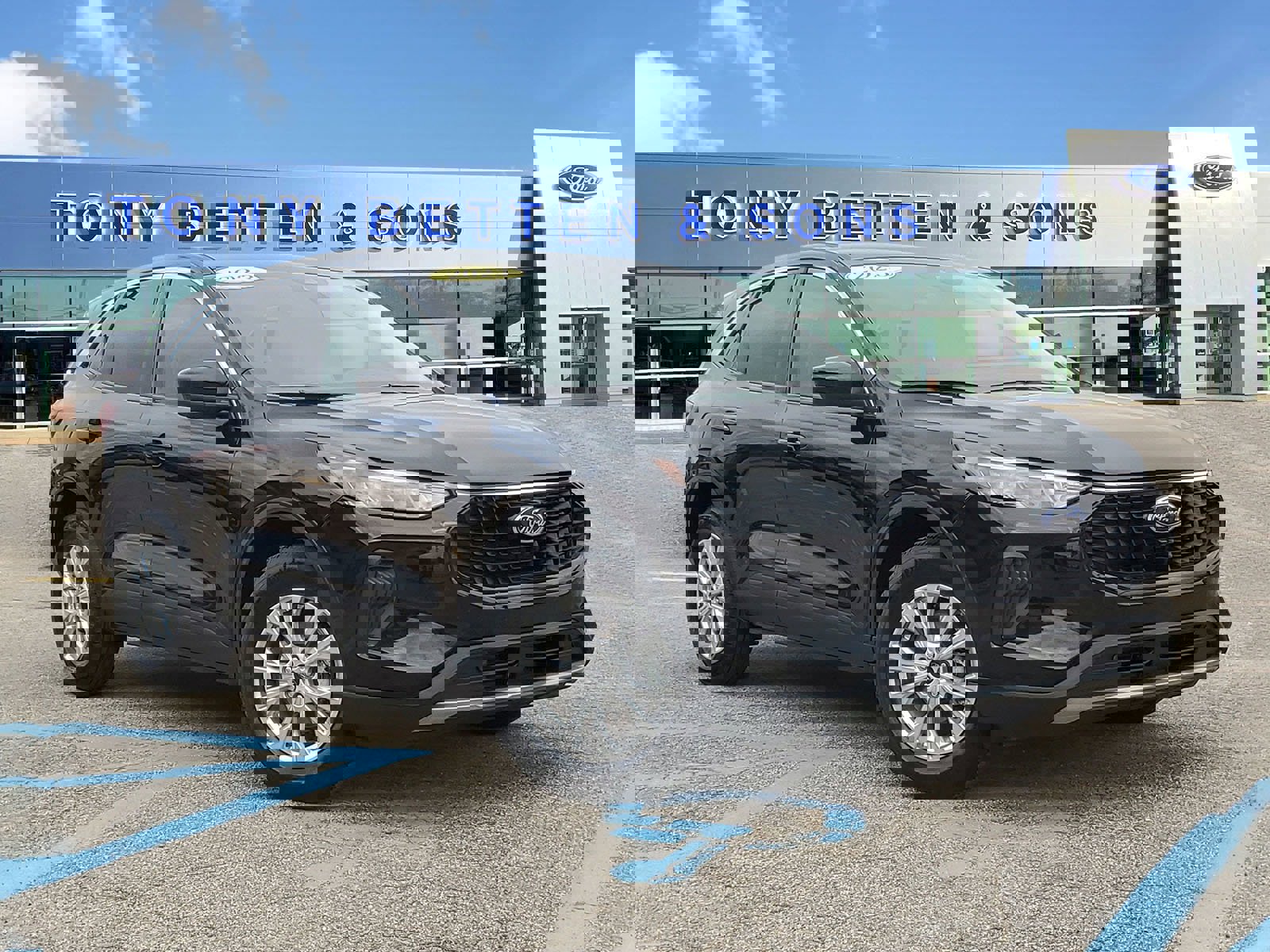 Used 2023 Ford Escape Active w/ Tech Pack #2