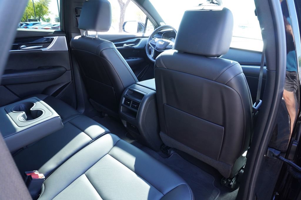 Certified 2025 Cadillac XT5 Premium Luxury image 10