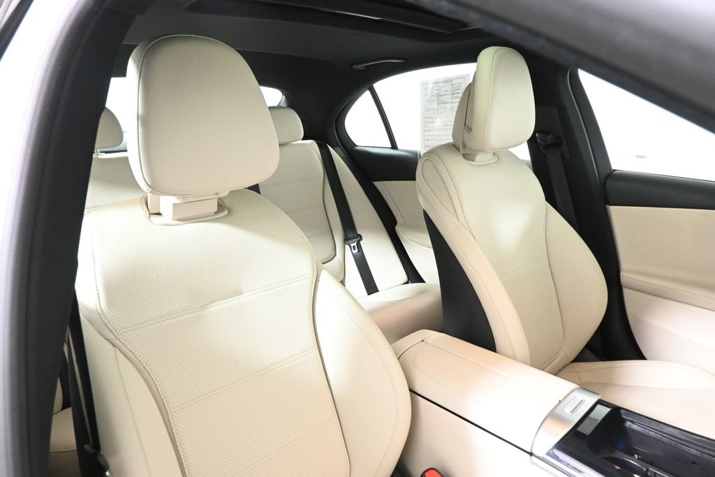 Certified 2023 Mercedes-Benz C 300 4MATIC Sedan image 31