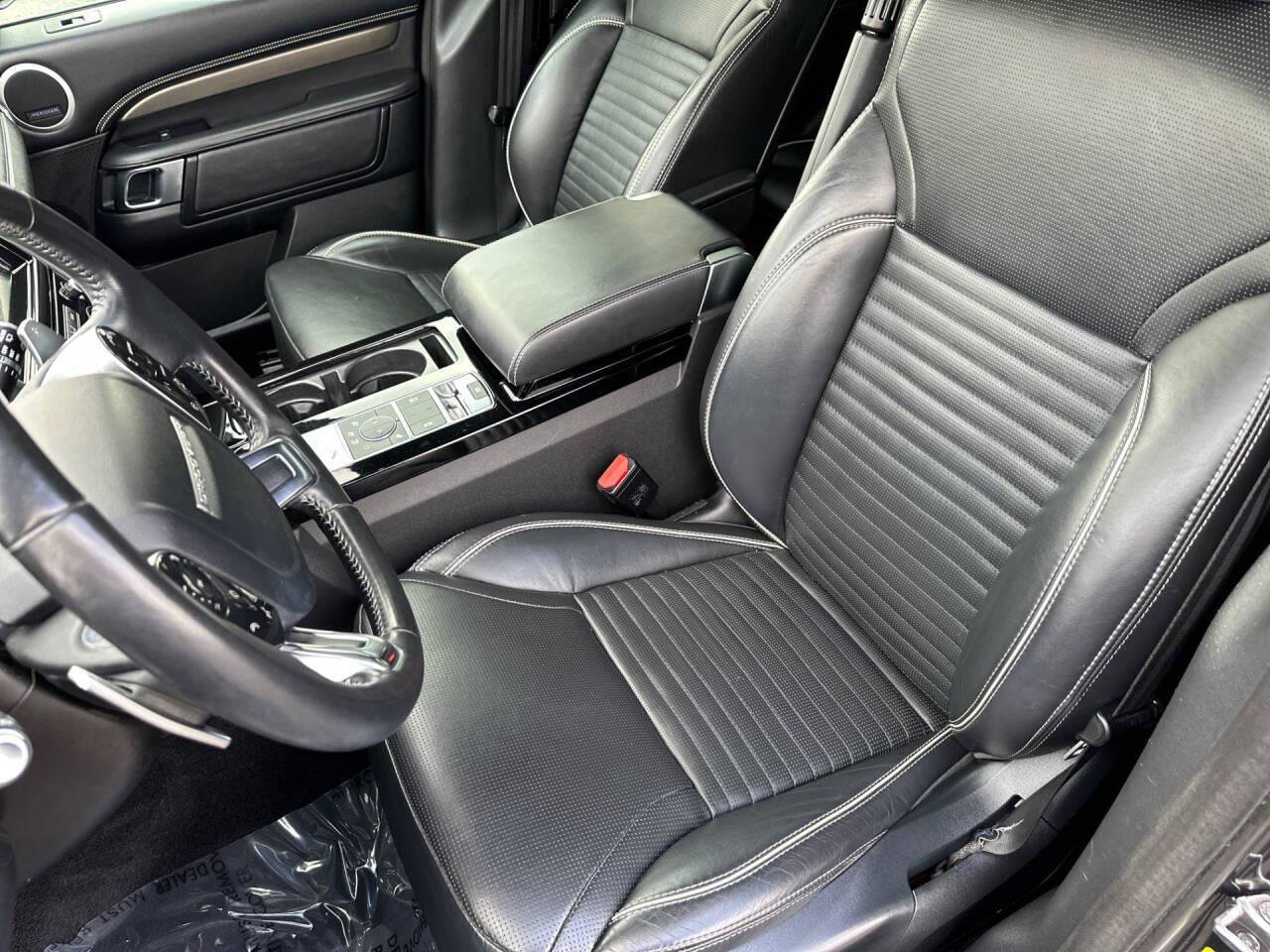 Used 2020 Land Rover Discovery HSE AWD/4WD image 21