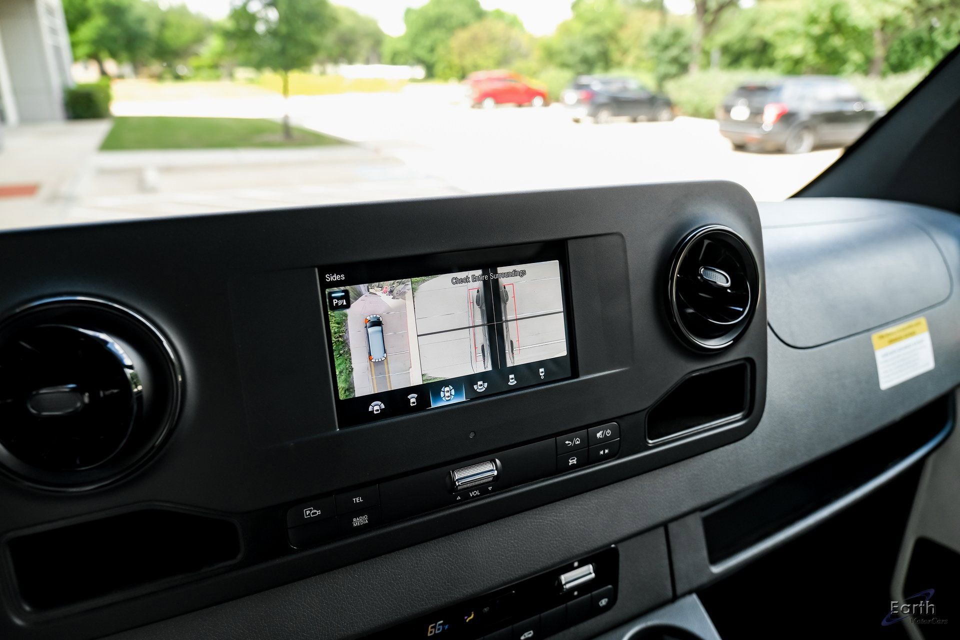 Used 2022 Mercedes-Benz Sprinter 2500 image 49